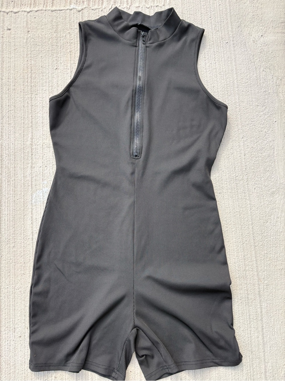 Sleeveless Gray Zip-Front Romper Jumpsuit